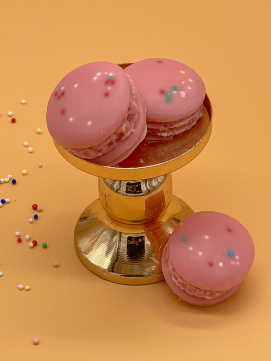 Sprinkled Macaroons